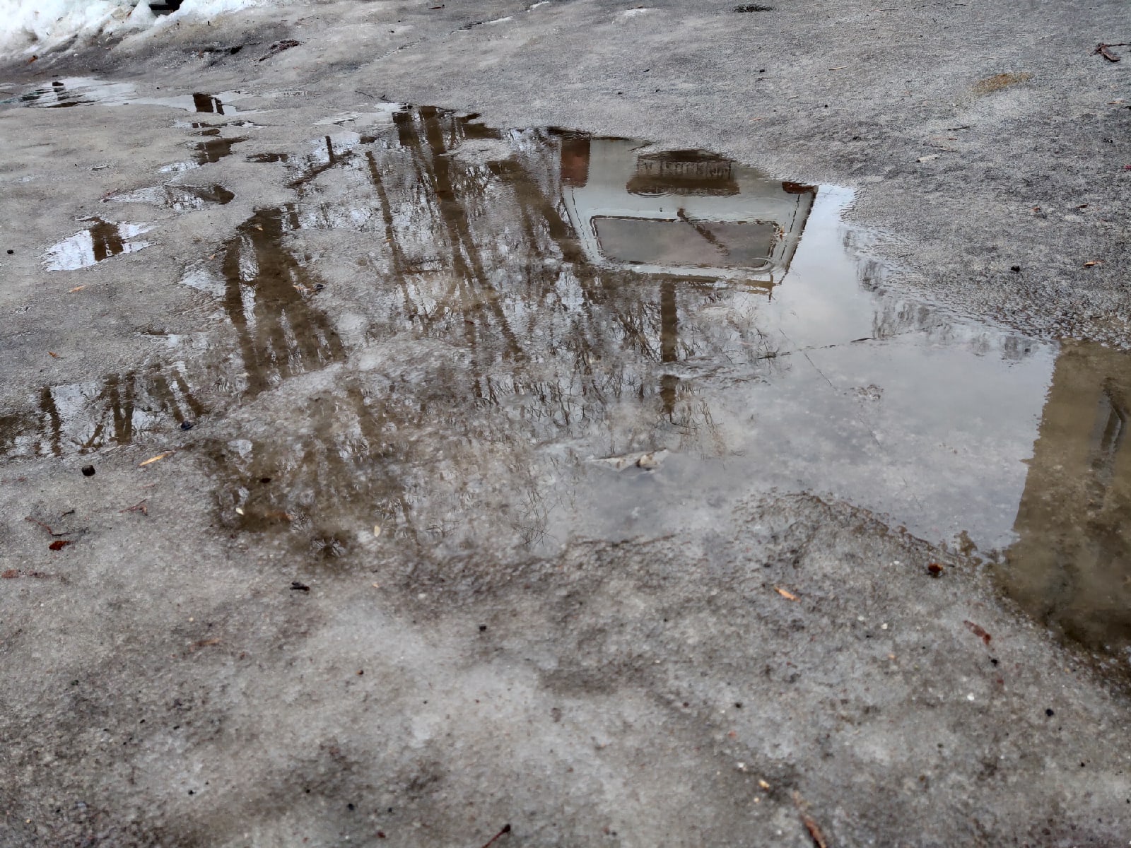 калуга погода лед тротуары травмпункт адрес 15 марта 2021 года