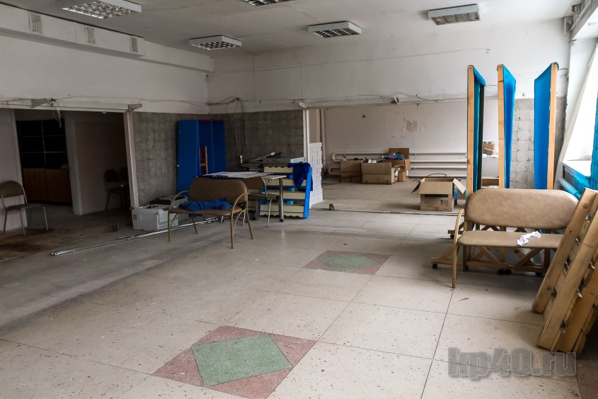 В Калуге особенных детей выставляют на улицу