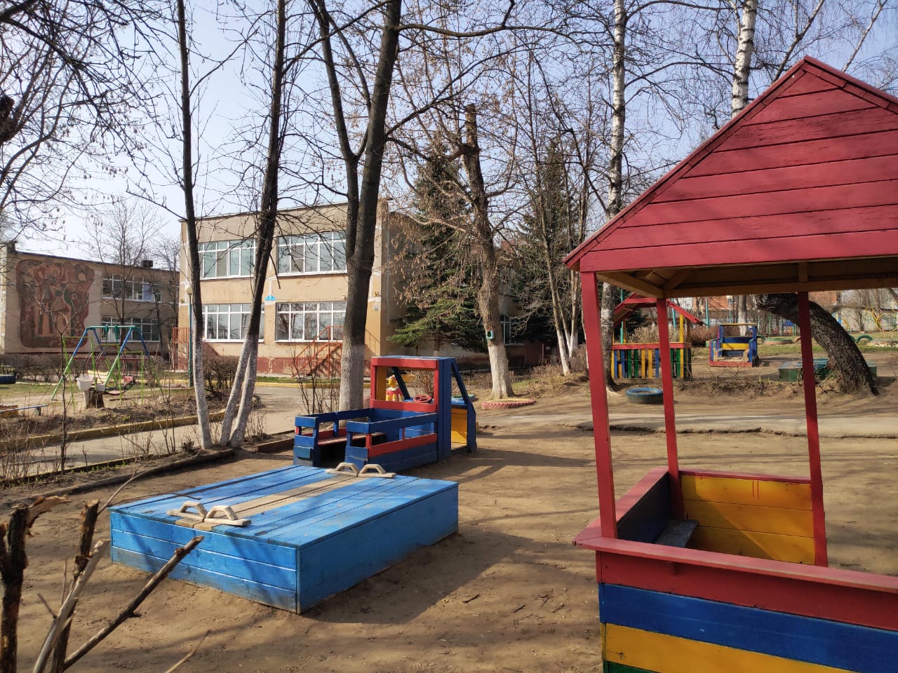 калуга эвакуация детей детские сады минирование 13 апреля 2021 года