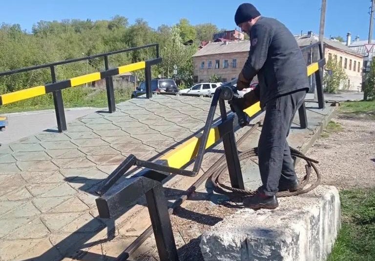Понтонный мост через оку