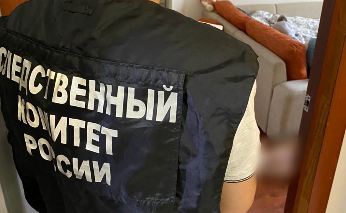 Лижет подруге в машине