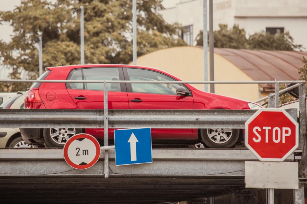 Где находится арестованный автомобиль