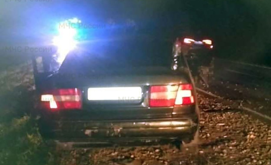 В Калужской области человек пострадал в столкновении «Вольво» и «БМВ ...