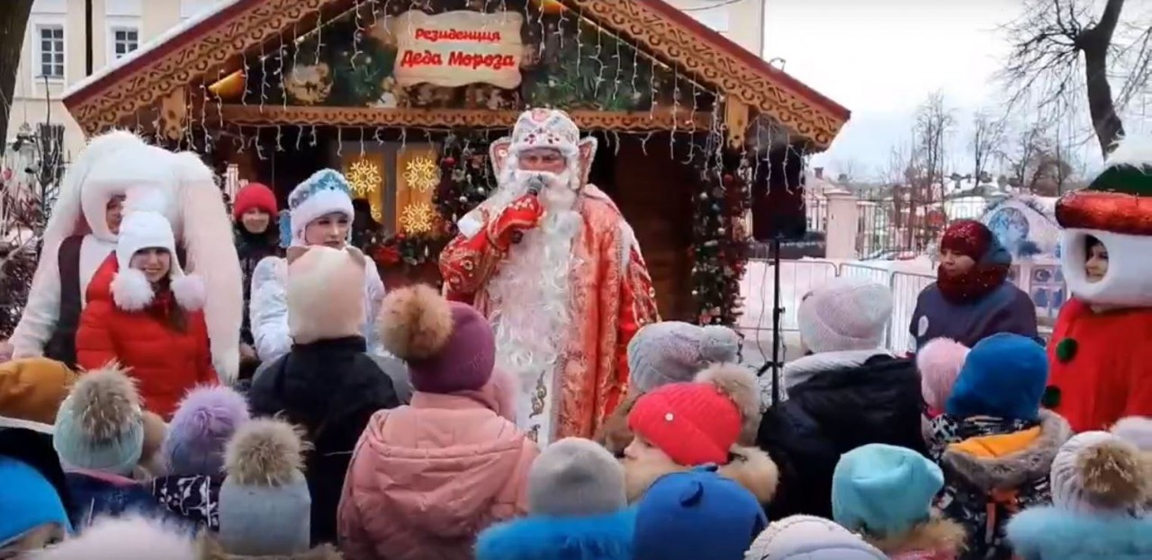 резиденция калуга. резиденция калуга. музей народных промыслов калуга. новогодняя экскурсия в полотняном заводе. резиденция деда мороза в калуге.
