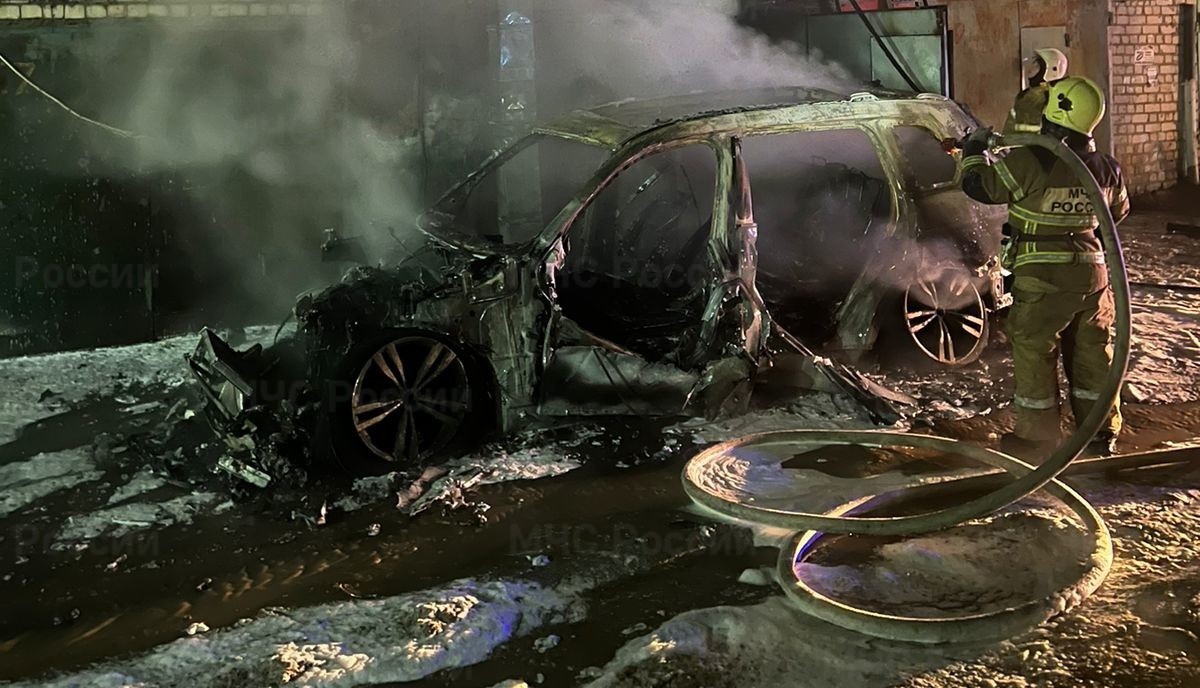В Калуге сожгли автомобиль «БМВ» - Происшествия - Новости - Калужский ...