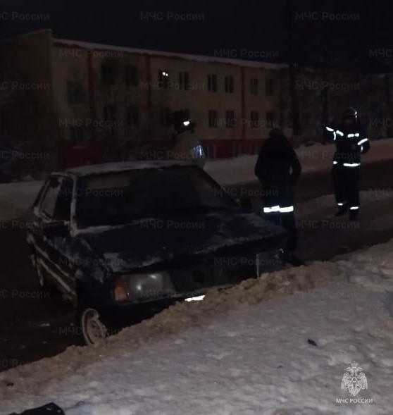 В Калужской области женщина пострадала в столкновении «Джили» и «Лады»
