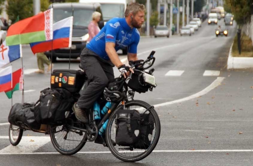На велосипеде через всю Европу: французский путешественник приехал в Калугу 