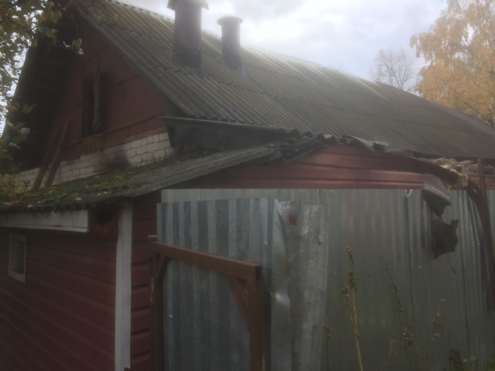 Жилой дом горел в воскресенье в Калуге