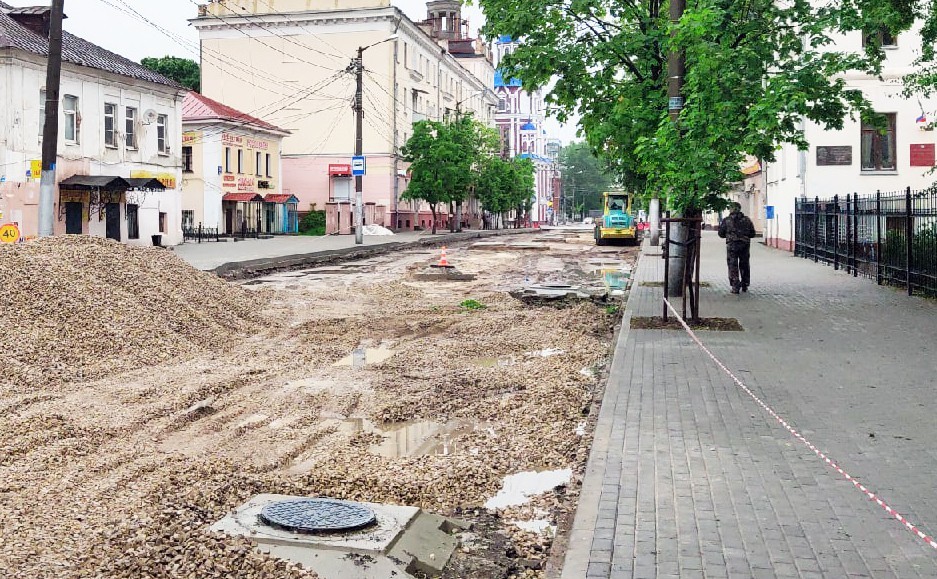 В Калуге асфальтирование улицы Московской отложили из-за дождя