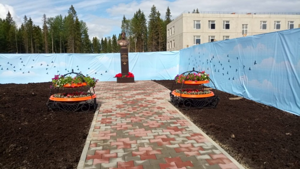 Уроженцу Жиздры открыли памятник в Петрозаводске