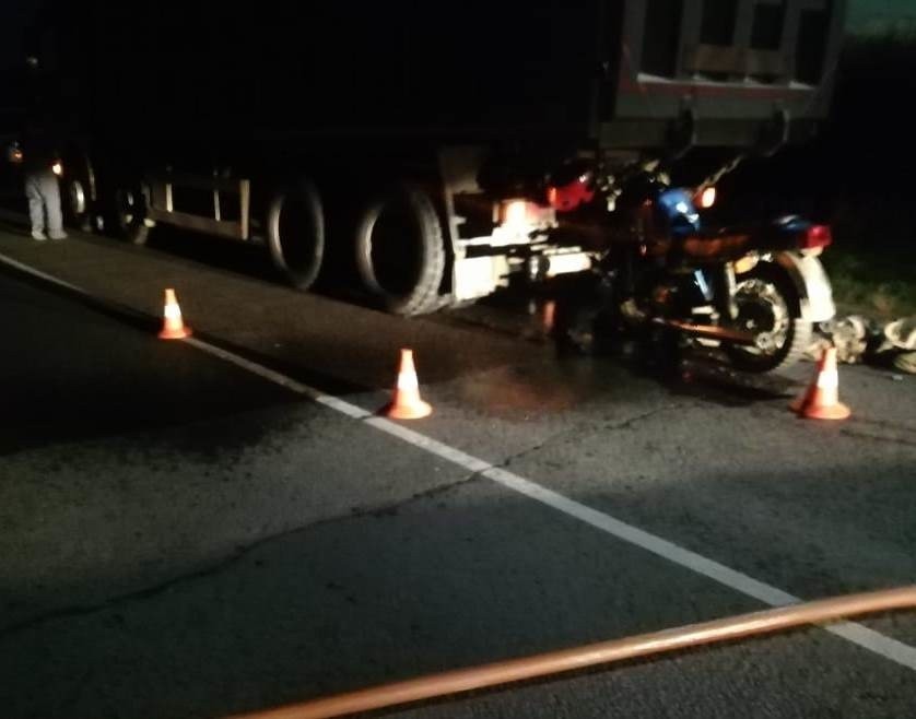  В Калужской области мотоциклист погиб в ДТП с грузовиком