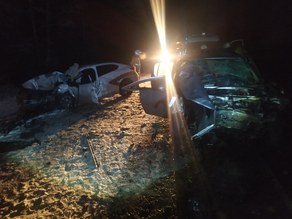 В Калужской области водитель «Рено» погиб в лобовом ДТП на Киевской трассе