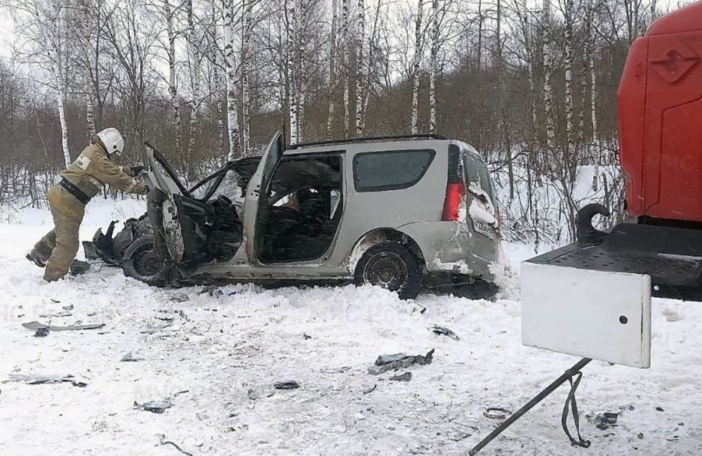 В Калужской области 63-летний мужчина пострадал в столкновении «Рено» и «Лады»