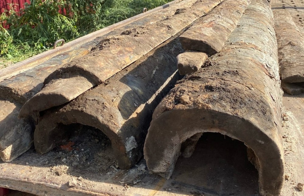 В центре Калуги археологи обнаружили деревянный водопровод XIX века