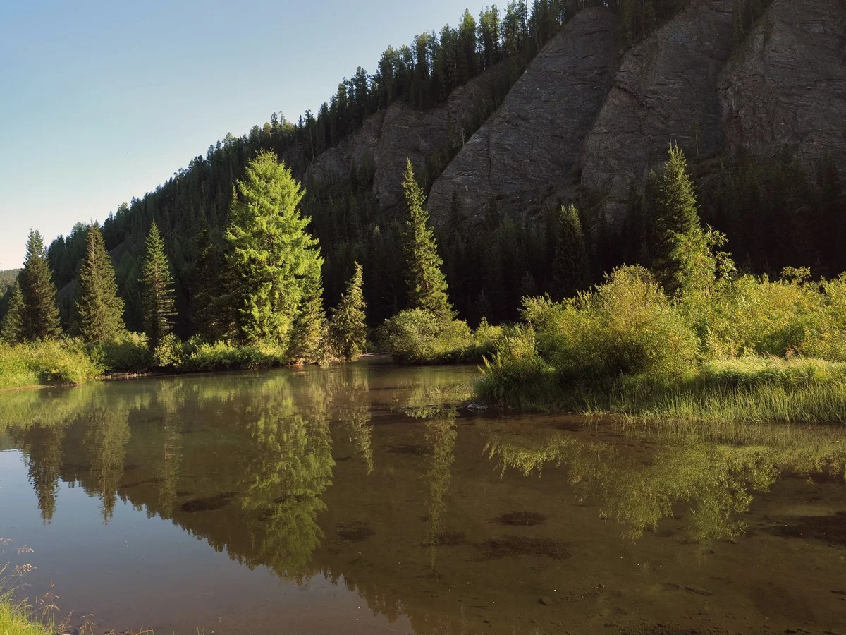 Реку Ману любят местные жители и туристы, сплавы здесь бывают часто. 