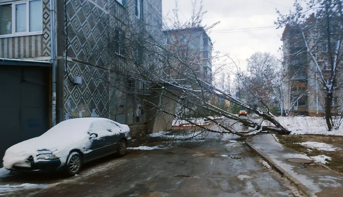 Проезд полностью перекрыт.