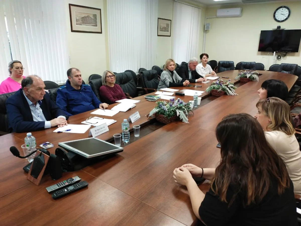 Омбудсмен на встрече с родителями. 