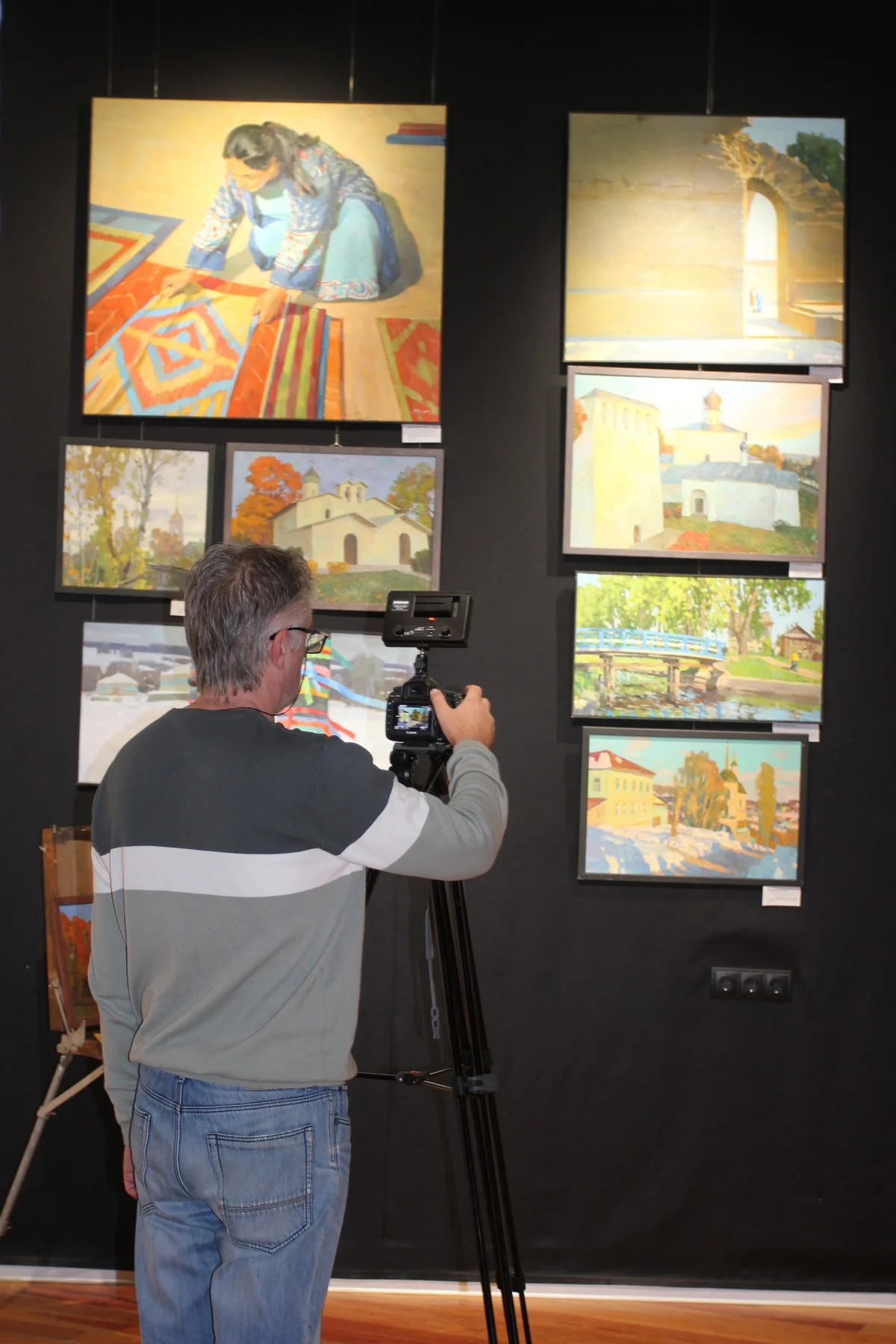 Яркие работы среди зимы.