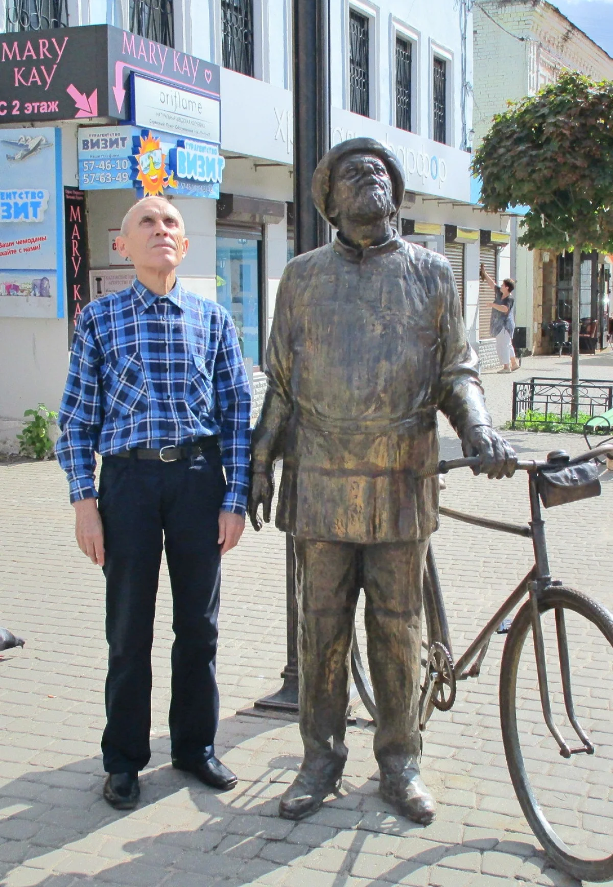 Николай Побоченко со школы увлекается изучением влияния космической энергии на природу и людей.   