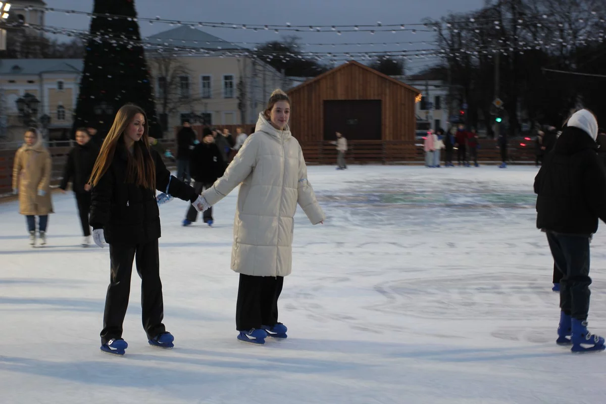 Ещё полчаса студенты могли свободно покататься.