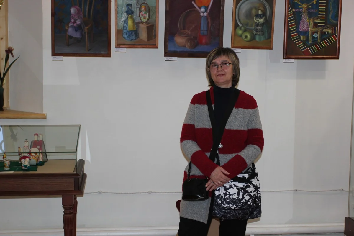 Ирина Барышникова хорошо разбирается в куклах.