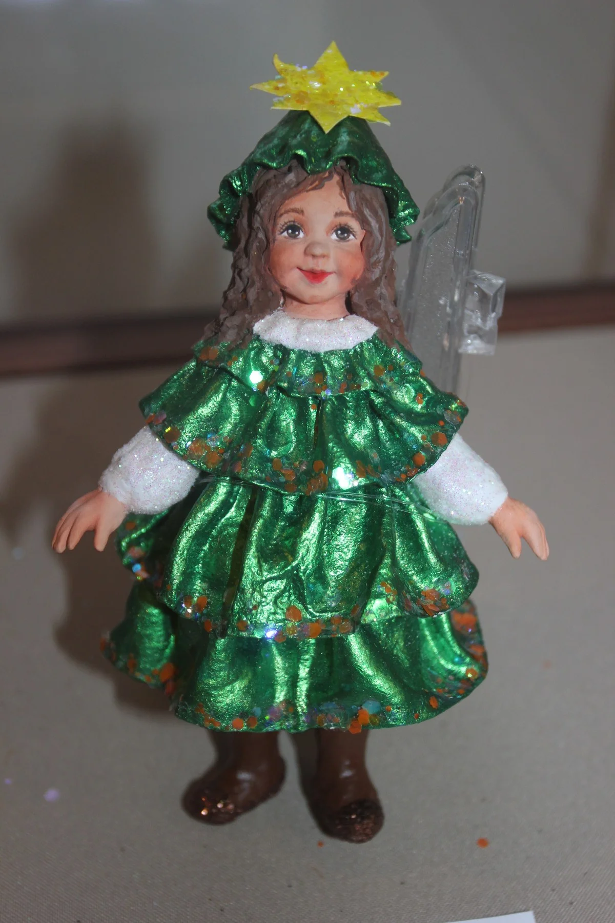 «Елочка», автор Юлия Козыренкова.