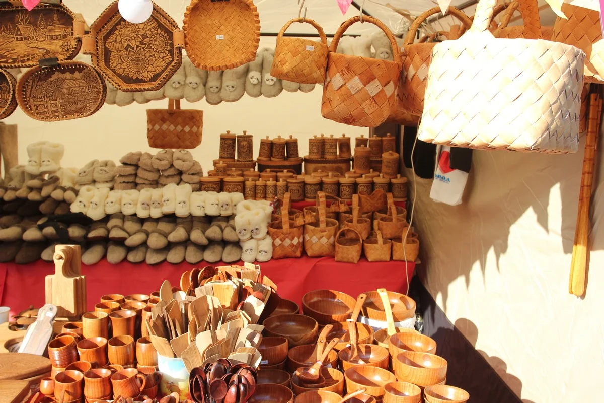 Коринки стоят от 1500 руб.  