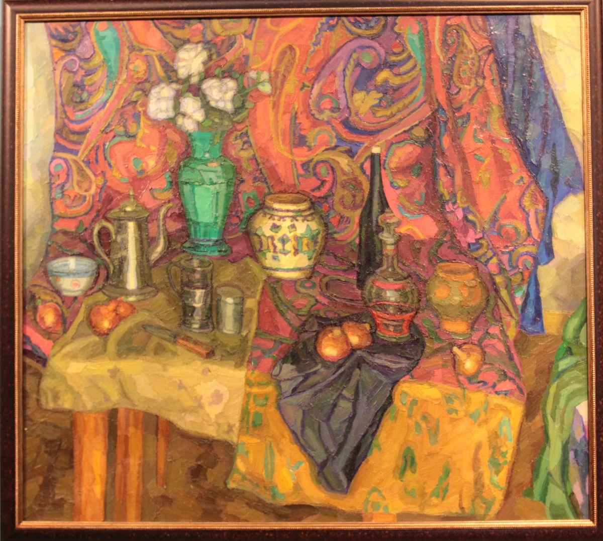 Юрий Шестаков «Натюрморт с черной бутылкой на ковре», 2000 г.