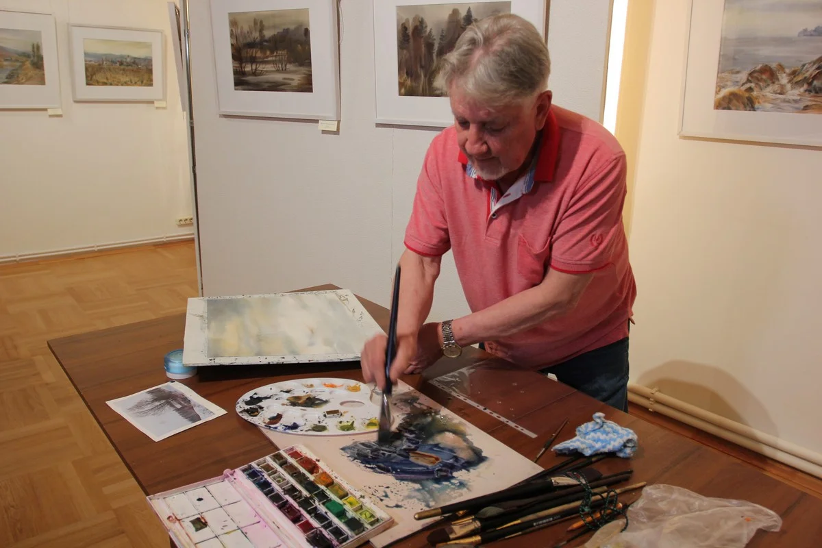 Из вот такой палитры рождается красота.