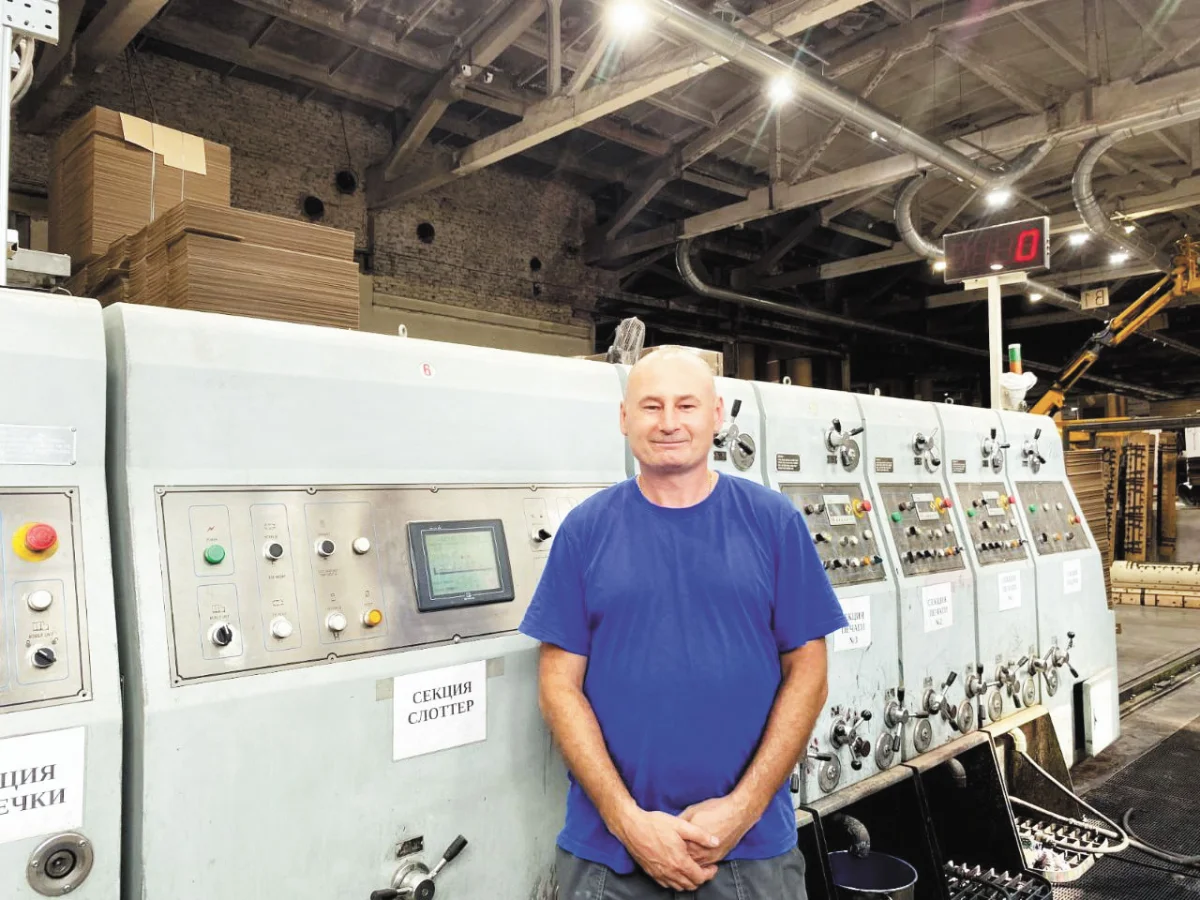 Сергей Соколов, машинист печатно-высекательного агрегата 6-го разряда.