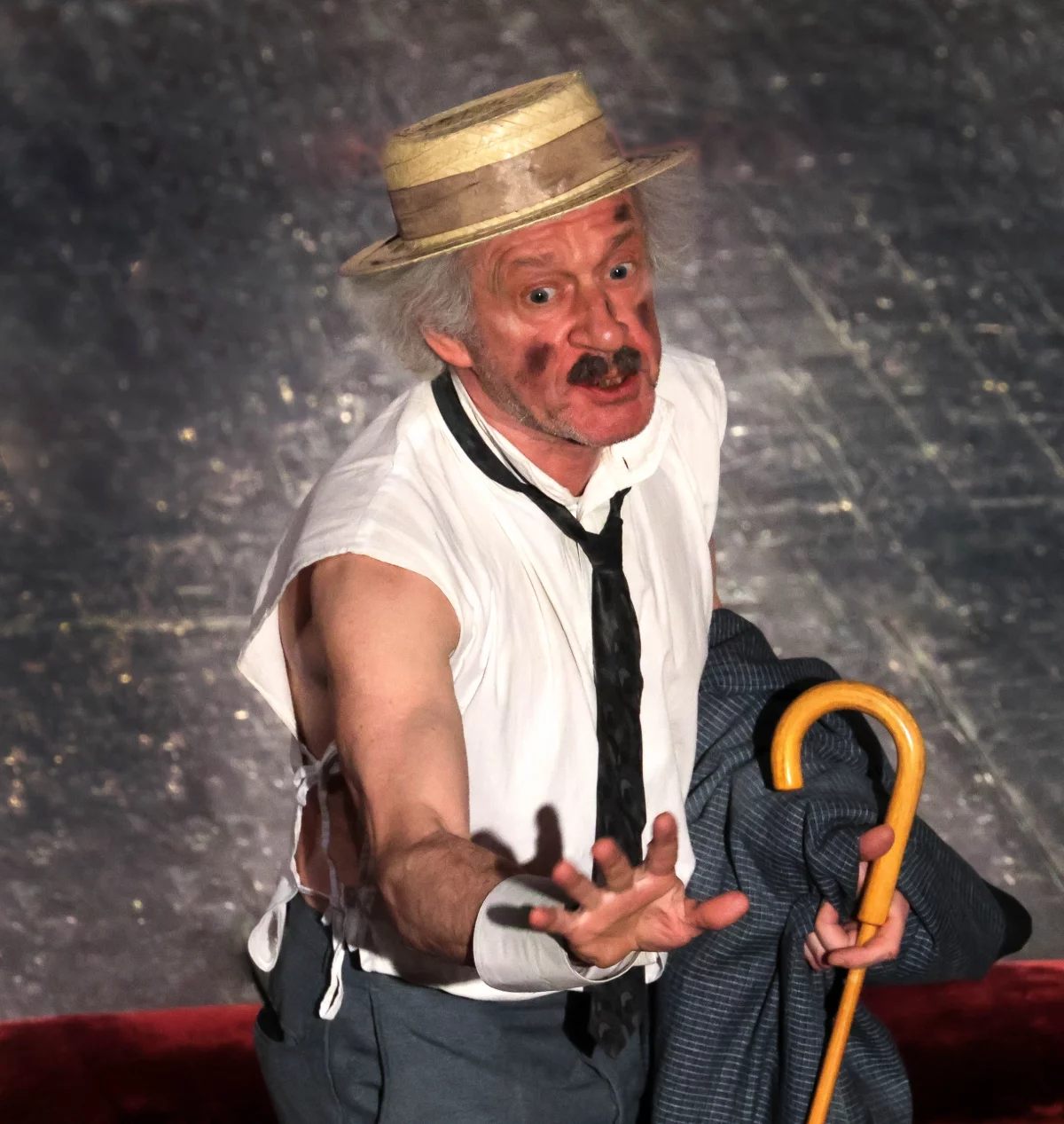 Спектакль "Золотой теленок"