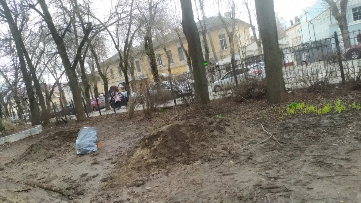 Вынесли не один мешок мусора, убрали кучи грязи. 