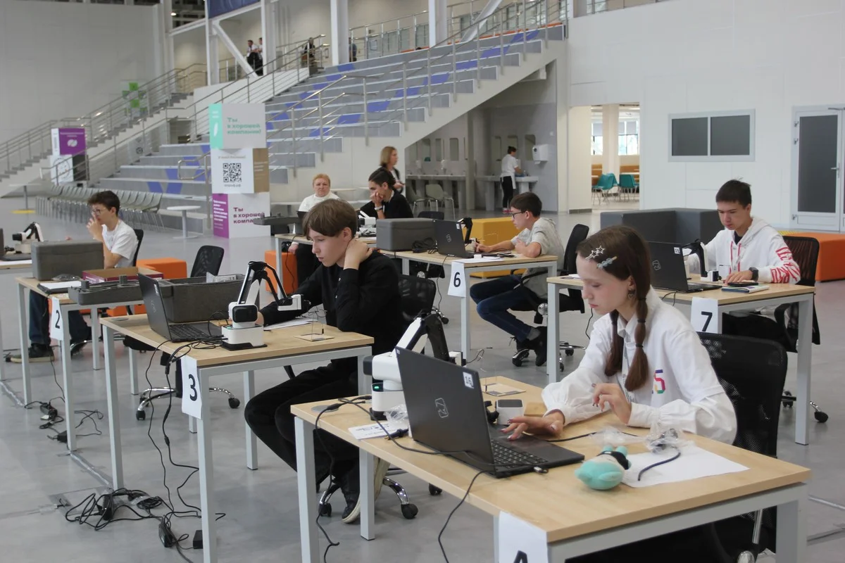 У каждой команды свое задание.