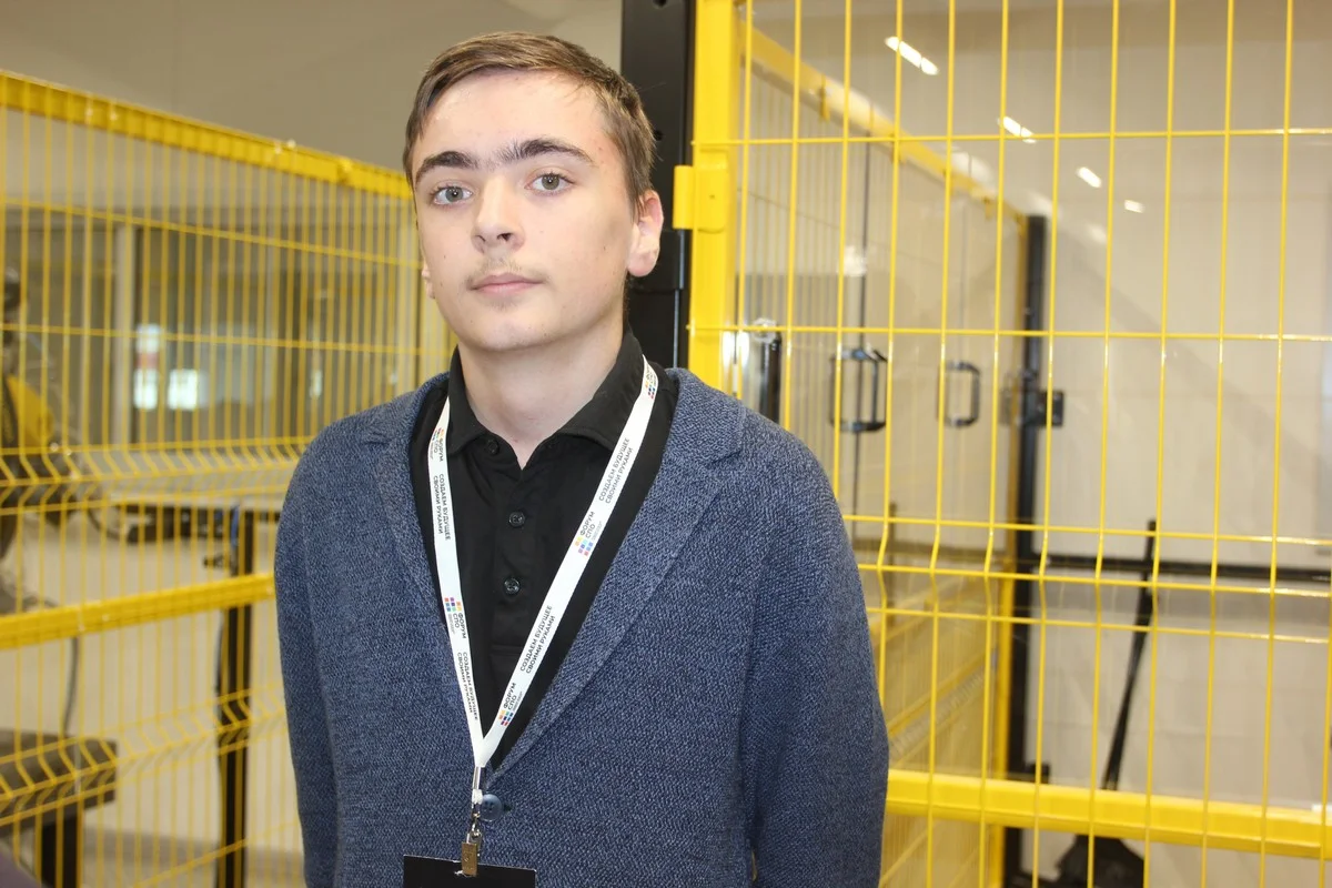 Емельяну Коваленко интересна биоробототехника.