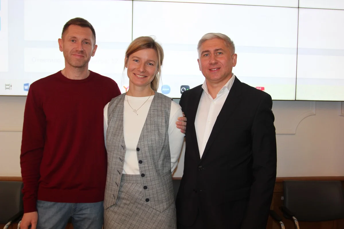 Денис Бесконечный, Мария Пономарева и Евгений Пастухов. 