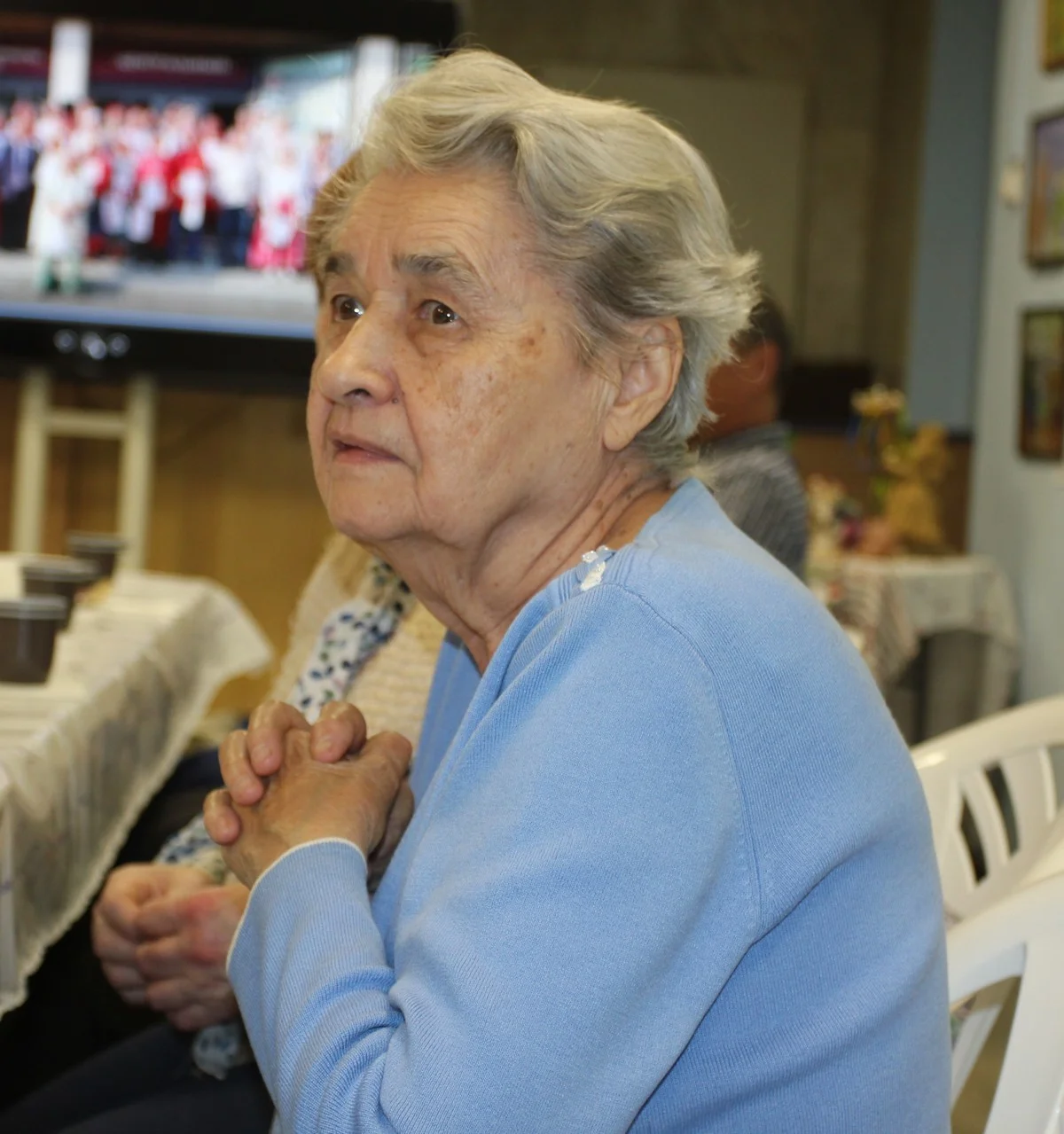 в последнее время Ольга Трахониотовская увлекалась космической темой, делает из глины классных космонавтов.     