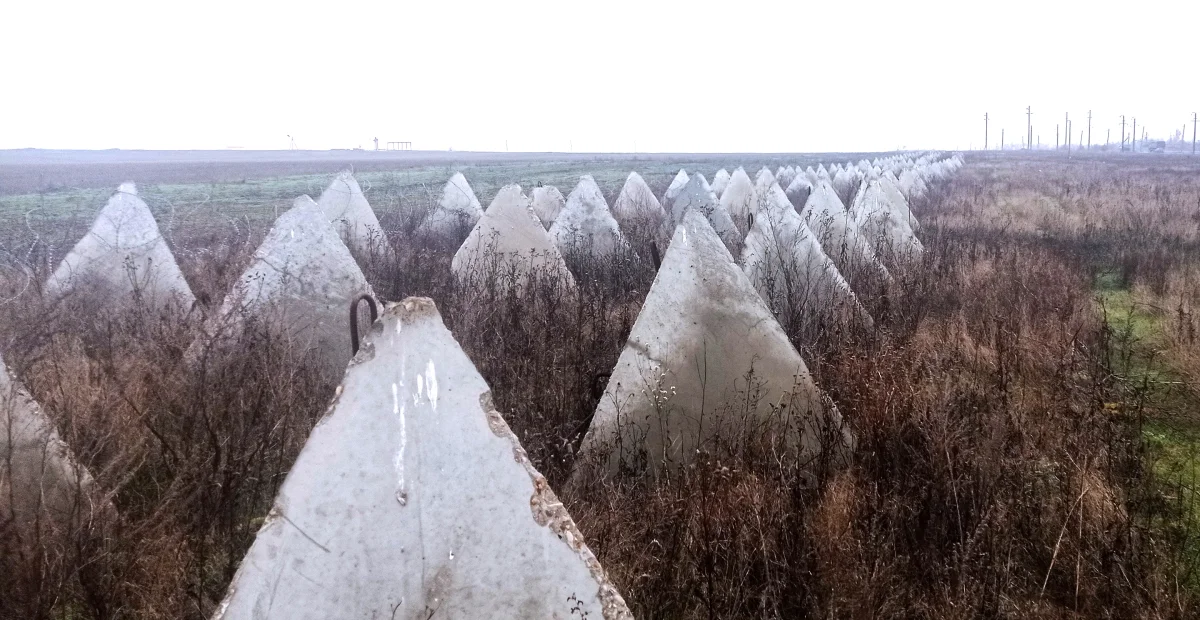 "Зубы дракона" на подступах к Ясиноватой.