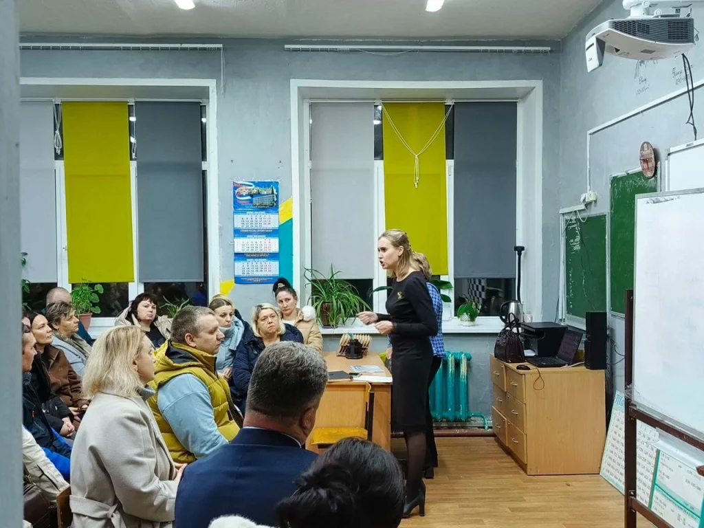 Битва за парту: калужские чиновники заставляют перевести детей в другую школу