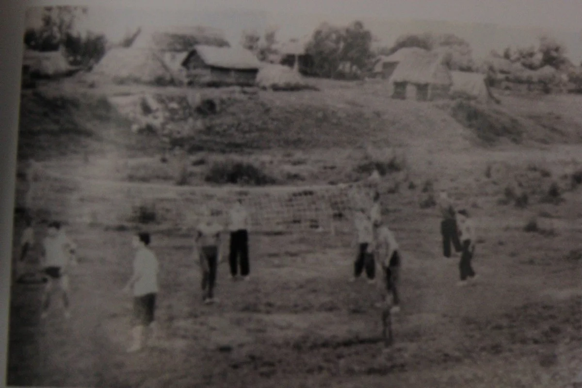 Соревнования по волейболу между командами д. Извеково и д. Оликово.
