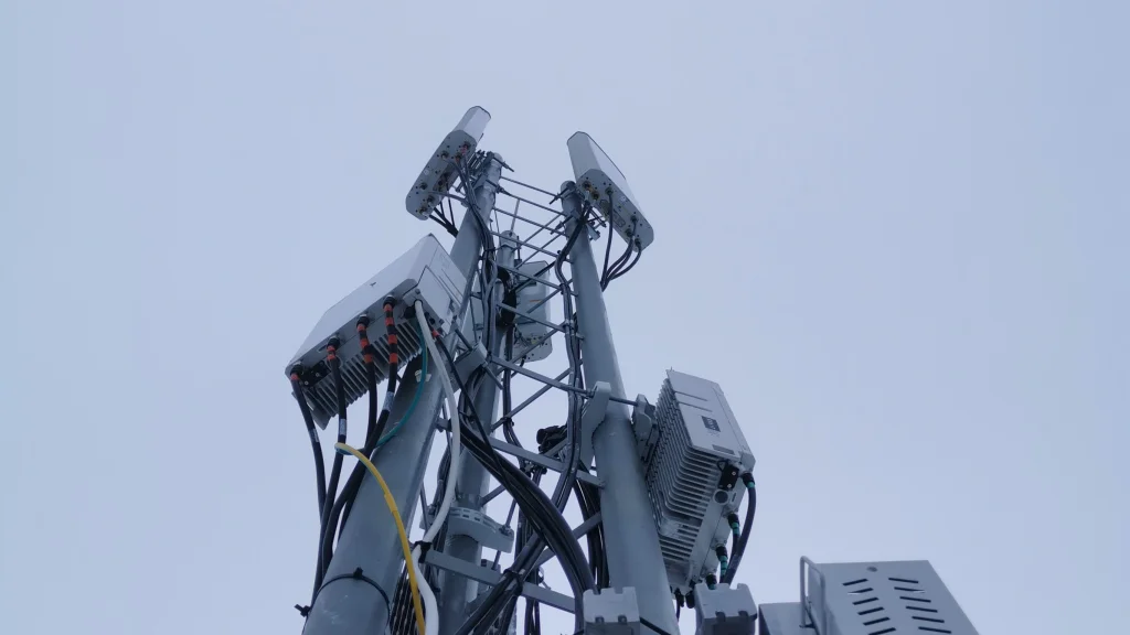 Треть всех новых сайтов Т2 за 2025 год построены на отечественном оборудовании