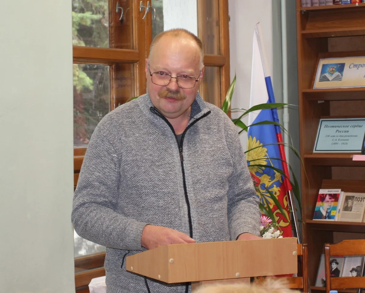 Кирилл Шапшников давно изучает судьбу Устряловых.  