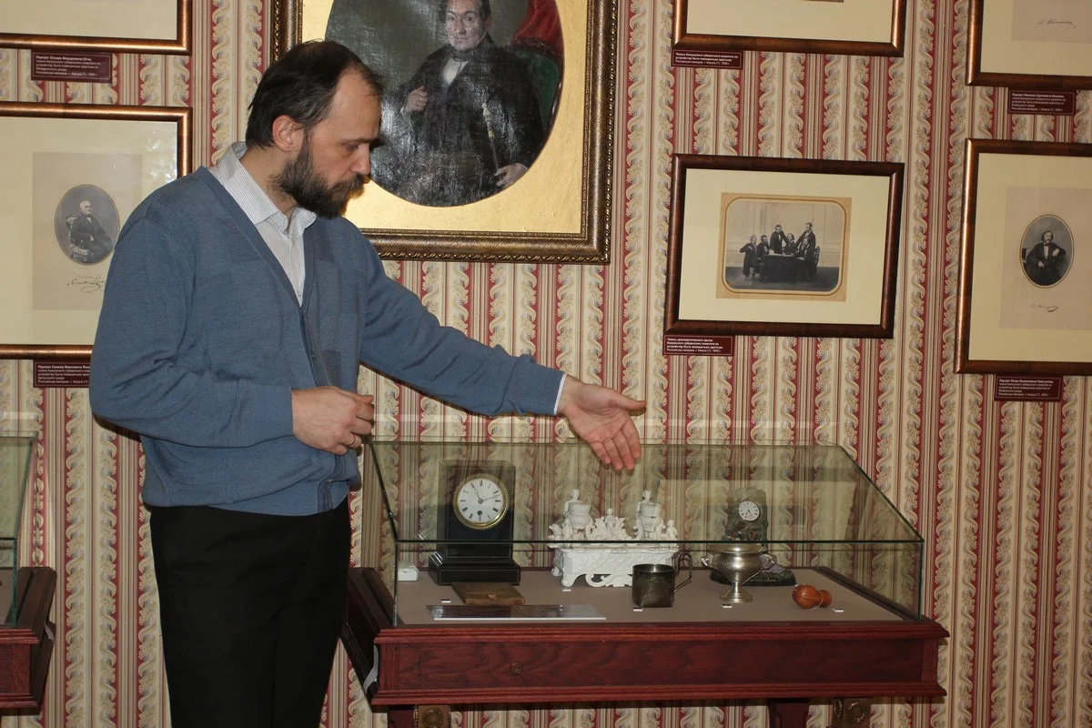   Игорь Левашов рассказал о предметах, которые принадлежали декабристам.