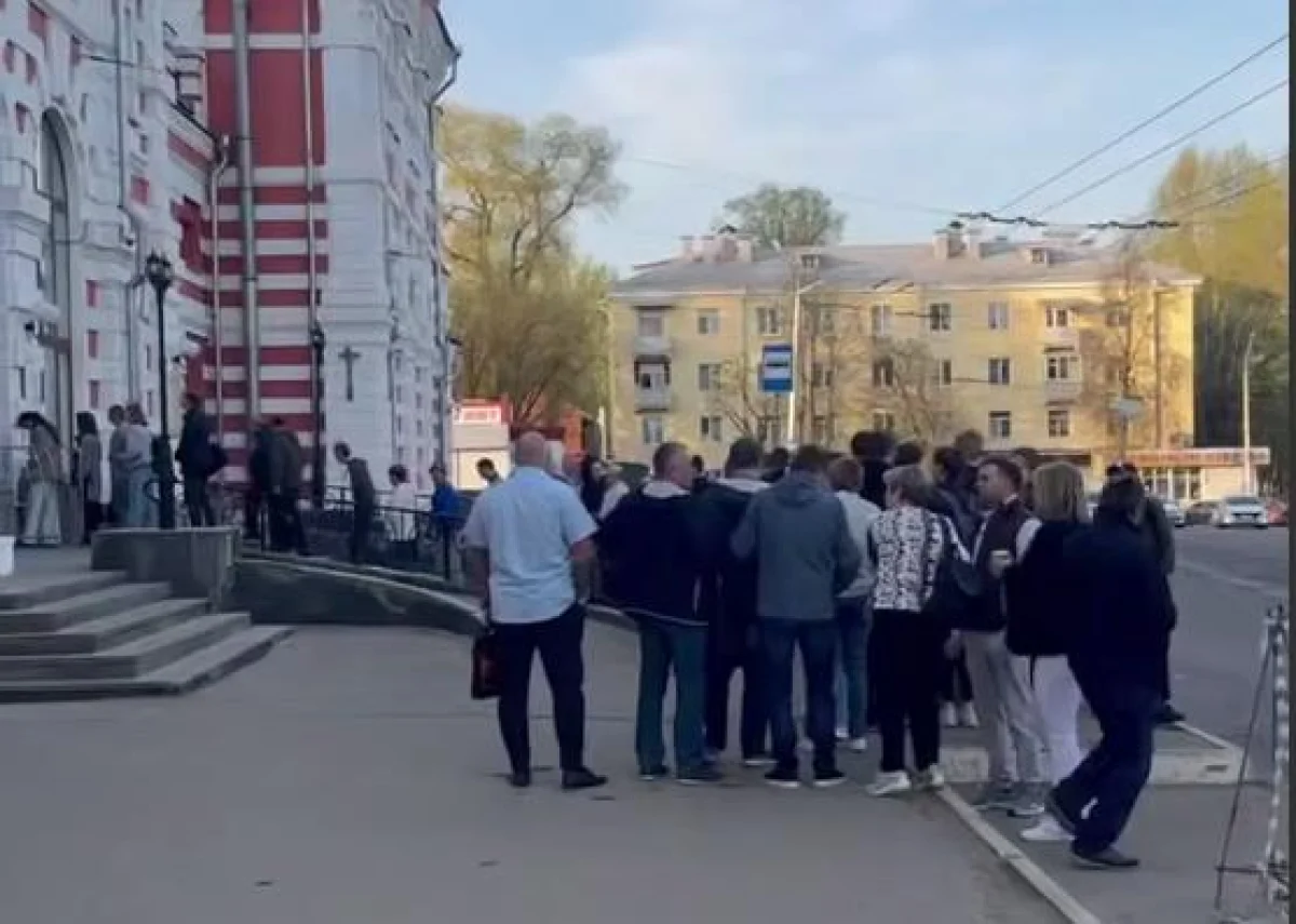 Новые правила стали неожиданностью и многие опоздали на электрички.