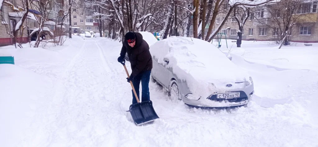 Стало известно сколько снега выпало в разных городах Калужской области