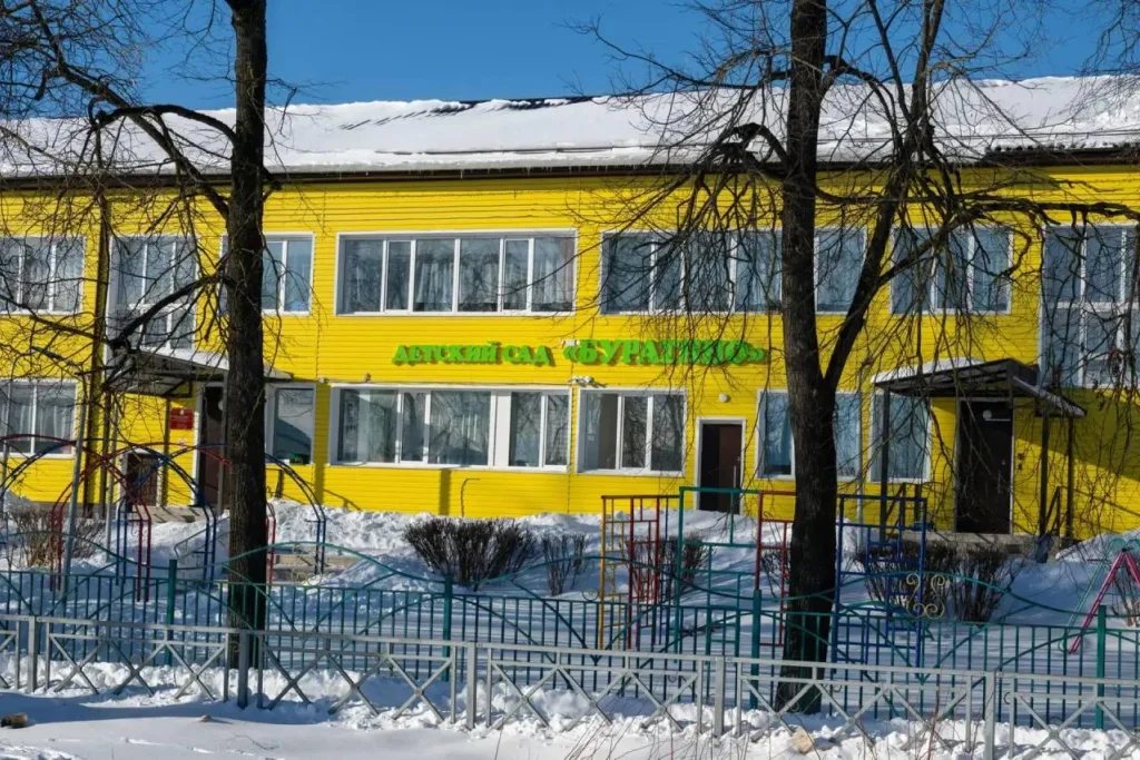 Шапша осмотрел детсад в Хвастовичах, обновленный по программе комплексного развития территорий