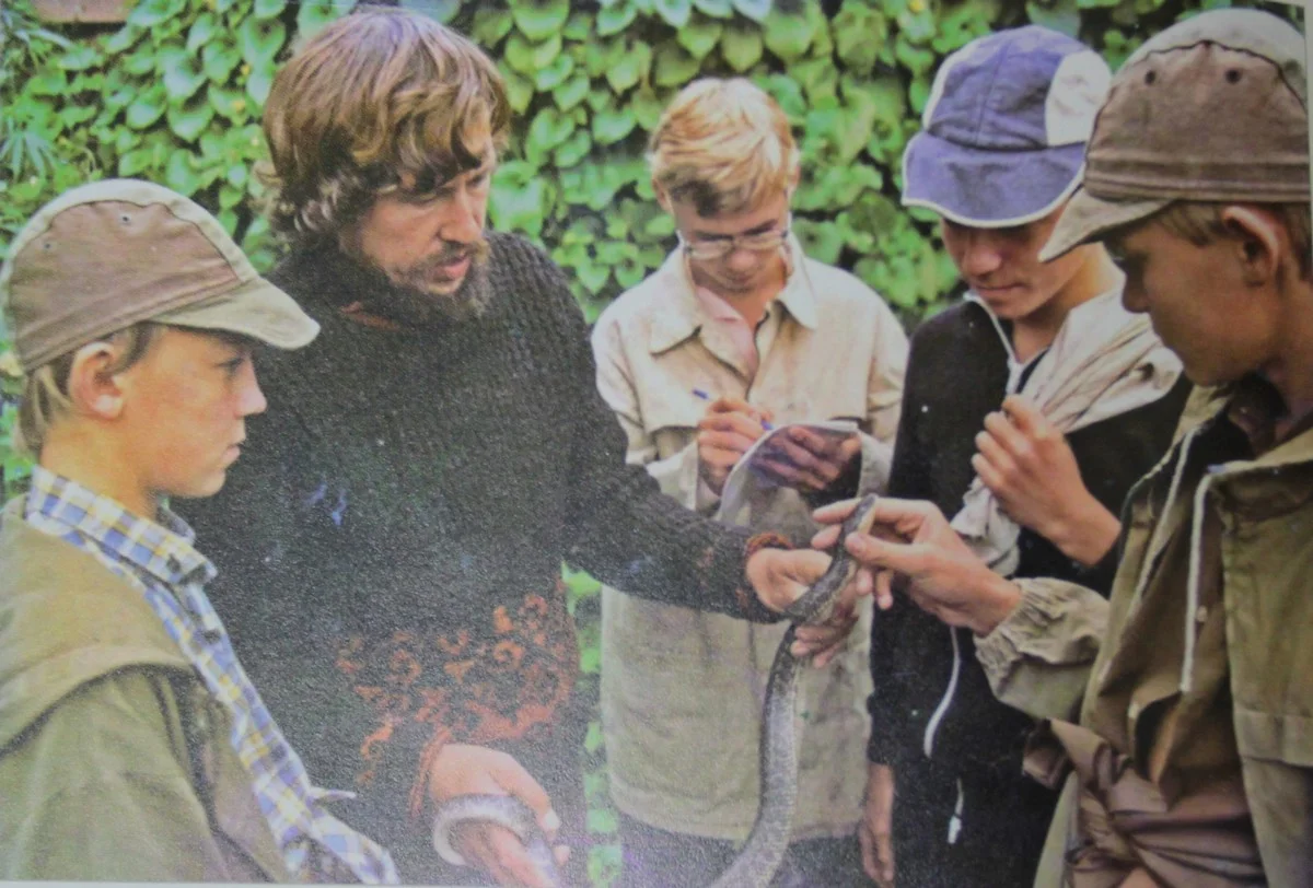 Алексей Стрельцов ведет герпетологический кружок. 