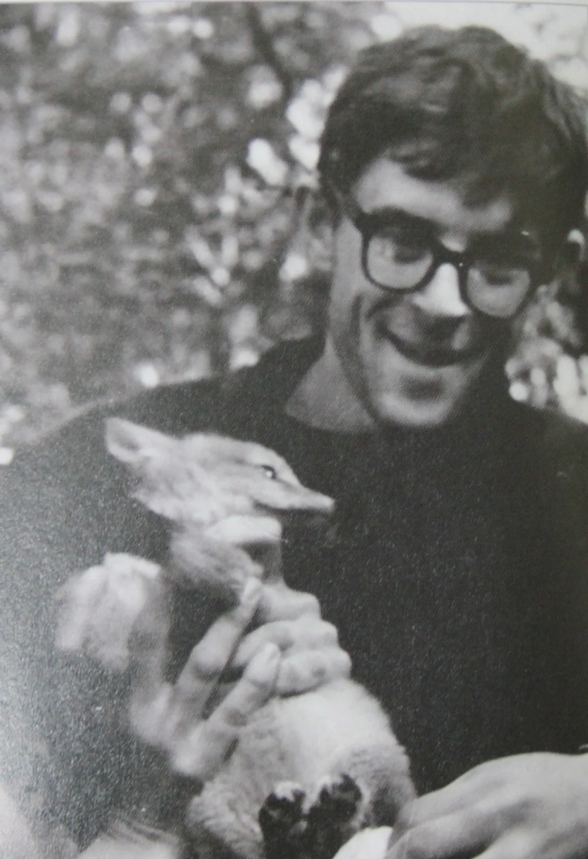 Михаил Залесский с лисенком, 1968 год.