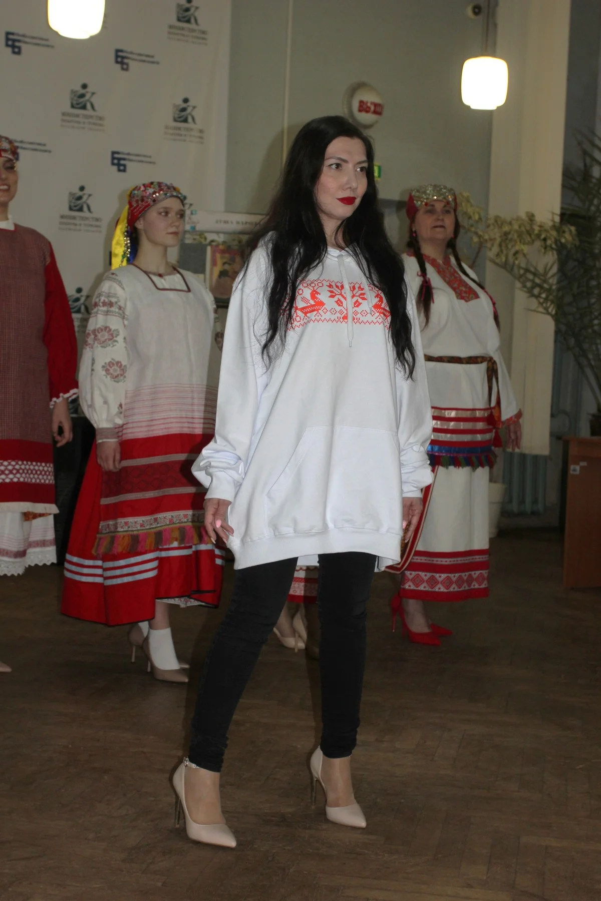 Худи с тарусской перевитью. 