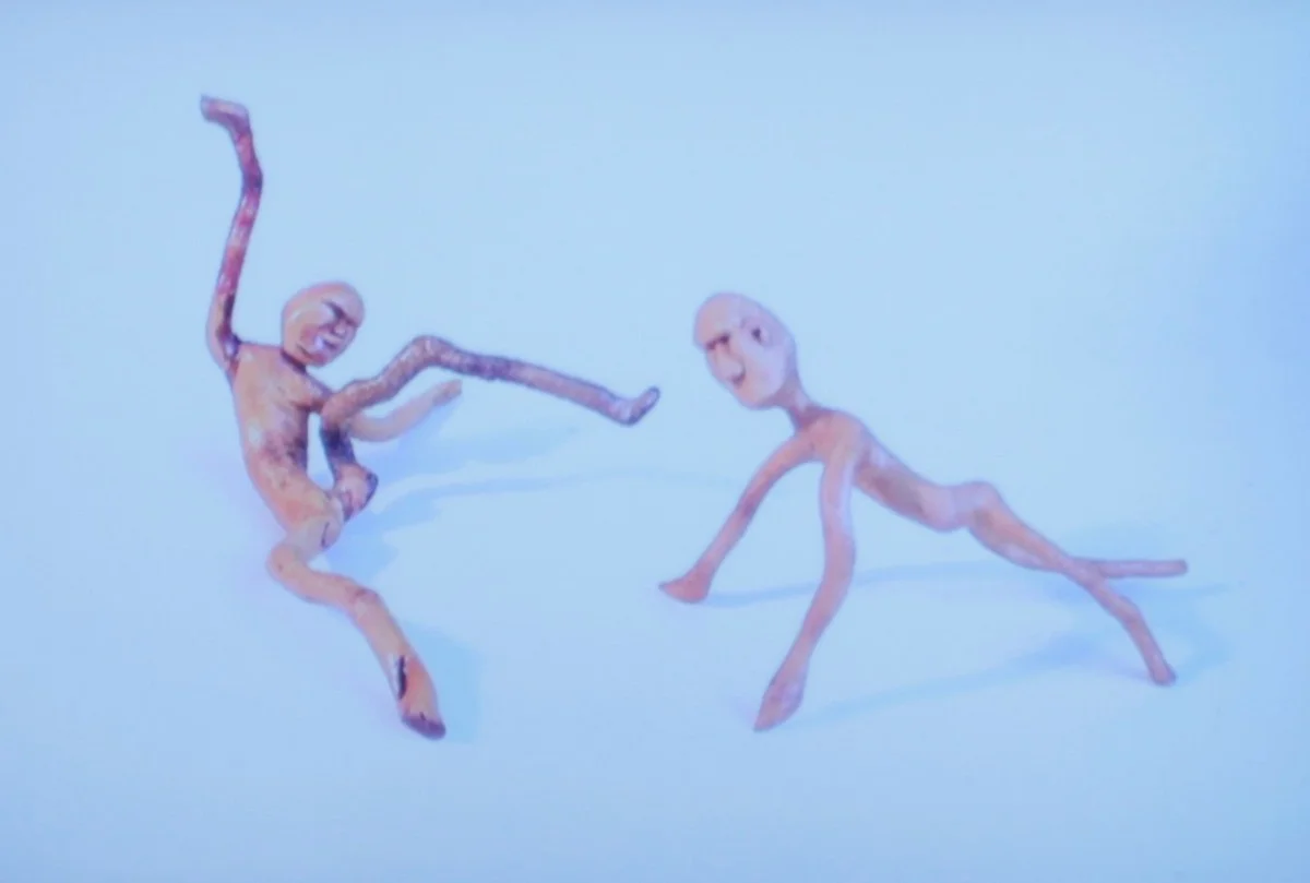 Быавают даже целые композиции. Вот это - борцы, например. 