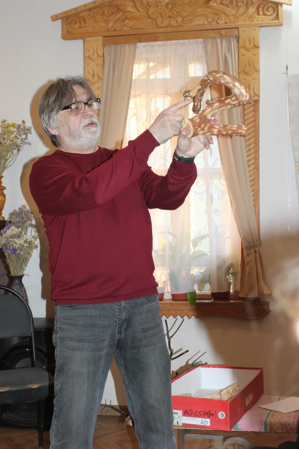 Здесь отличная змея получится.